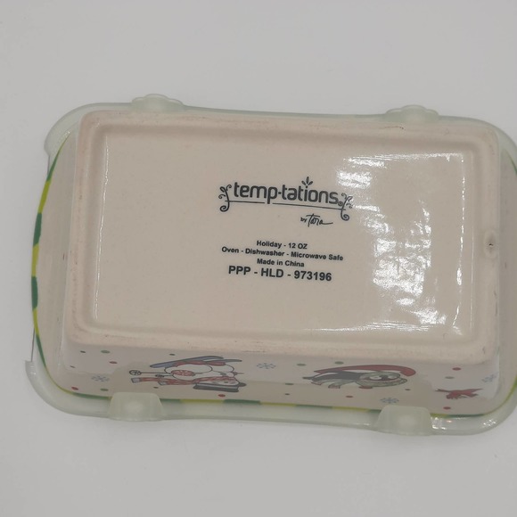 Temptations Holiday Snowman Penquin Ovenware Whimsy 12 oz mini loaf pan with lid - Picture 6 of 6